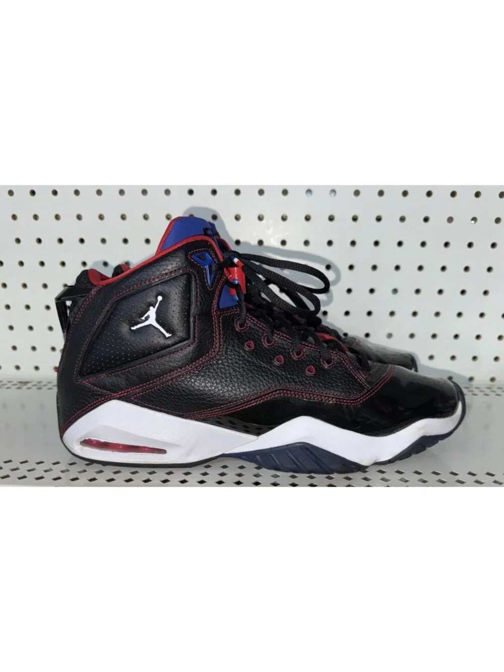 Air Jordan B'Loyal Bred Mens Athletic Basketball Shoes Size 13 Black CT1497-001